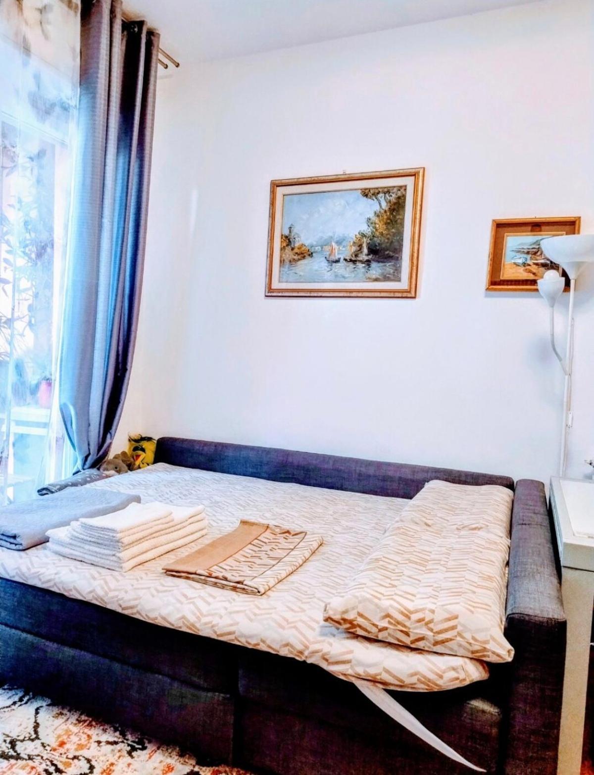 Camera Privata Nell'Appartamento In Zona Residenziale Con 2 Piscine Rapallo Eksteriør billede