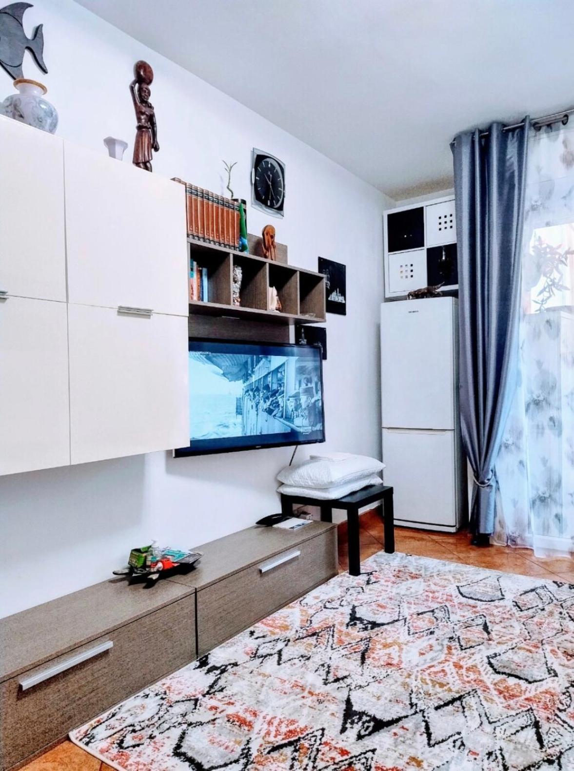 Camera Privata Nell'Appartamento In Zona Residenziale Con 2 Piscine Rapallo Eksteriør billede